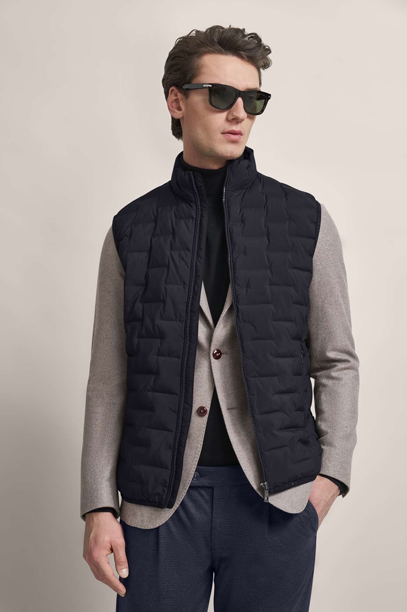BUGATTI VEST
